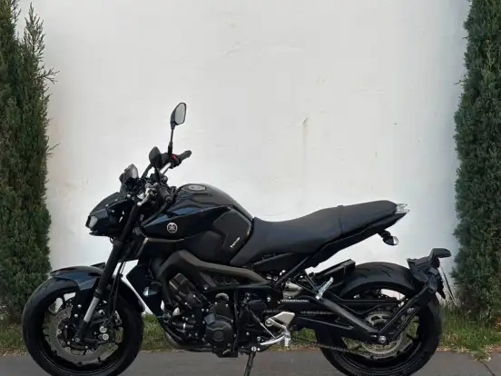 YAMAHA-MT-09 YAMAHA-MT-09-2024