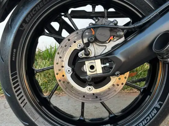 YAMAHA-MT-09 YAMAHA-MT-09-2024