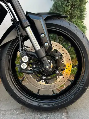 YAMAHA-MT-09-2024