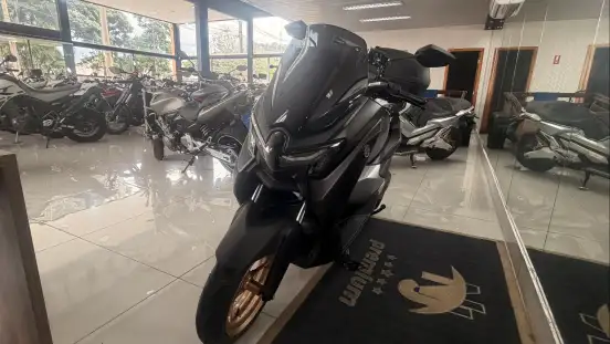 YAMAHA-NMAX CONNECTED 160 ABS-2025