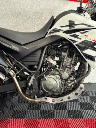 YAMAHA-XT 660R-2012