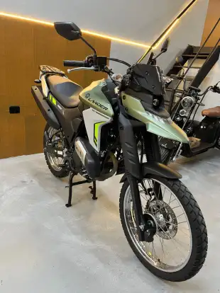 YAMAHA-XTZ 250 LANDER CONNECTED-2025