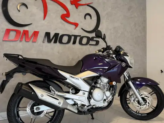 YAMAHA-YS 250 FAZER YAMAHA-YS 250 FAZER-2012