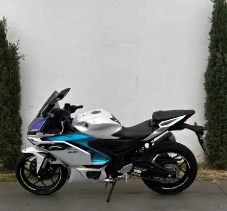 YAMAHA-YZF R3 ABS CONNECTED YAMAHA-YZF R3 ABS CONNECTED-2025