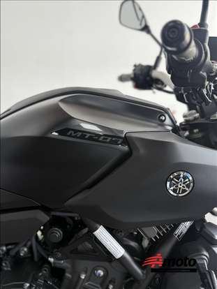 YAMAHA-MT-07 CONNECTED ABS-2026