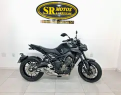 YAMAHA MT-09 YAMAHA MT-09