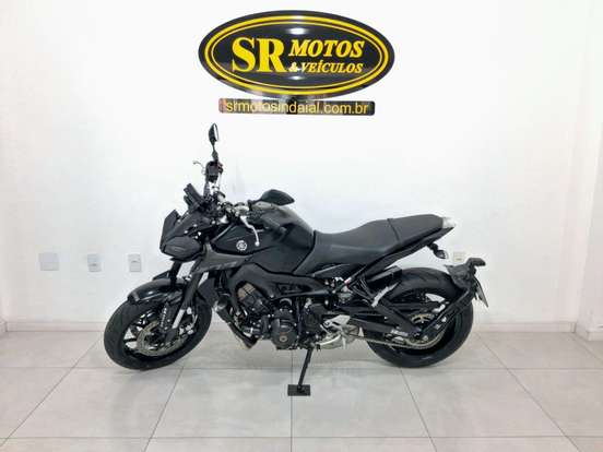YAMAHA-MT-09-2020