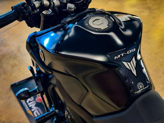 YAMAHA-MT-09-2023