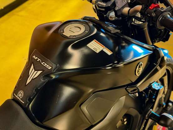 YAMAHA-MT-09-2023