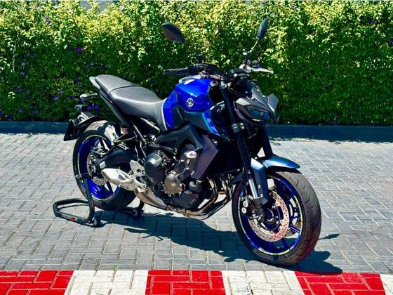 YAMAHA MT-09 