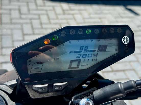 YAMAHA-MT-09 YAMAHA-MT-09-2024