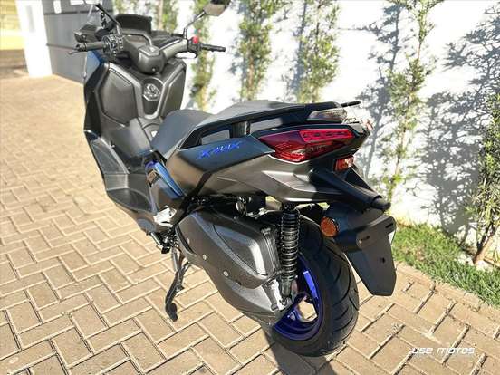 YAMAHA-XMAX 300 CONNECTED ABS YAMAHA-XMAX 300 CONNECTED ABS-2026
