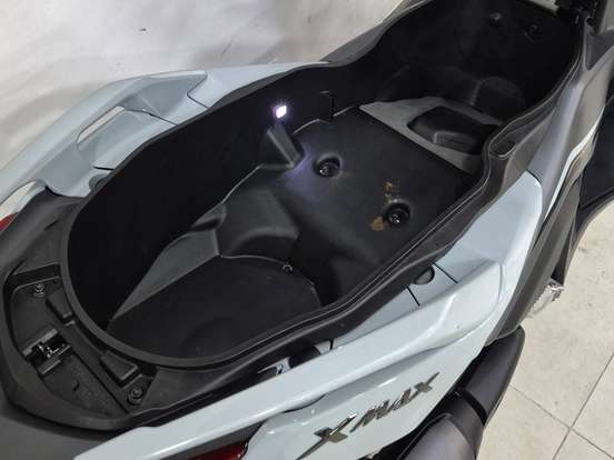 YAMAHA-XMAX 300 CONNECTED ABS YAMAHA-XMAX 300 CONNECTED ABS-2026