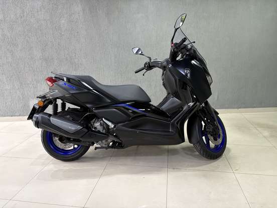 YAMAHA-XMAX 300 CONNECTED ABS YAMAHA-XMAX 300 CONNECTED ABS-2025