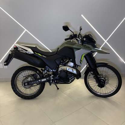 YAMAHA-XTZ 250 LANDER CONNECTED-2025