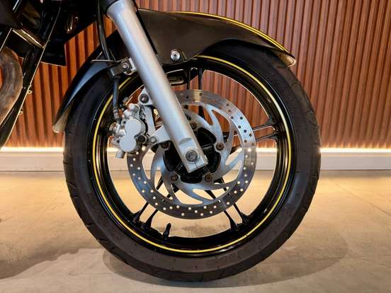 YAMAHA-YS 250 FAZER-2013