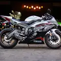 YAMAHA YZF-R6 YAMAHA YZF-R6