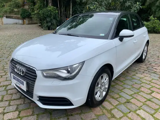 AUDI-A1-2015