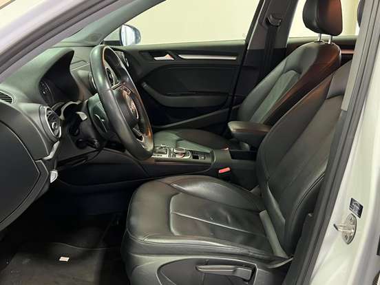AUDI-A3-2020