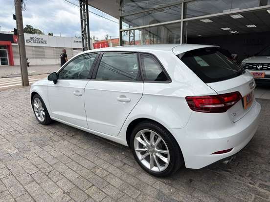 AUDI-A3-1.4 TFSI SPORTBACK AMBIENTE 16V GASOLINA 4P S-TRONIC AUDI-A3-2016