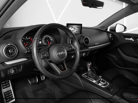 AUDI-A3-2018