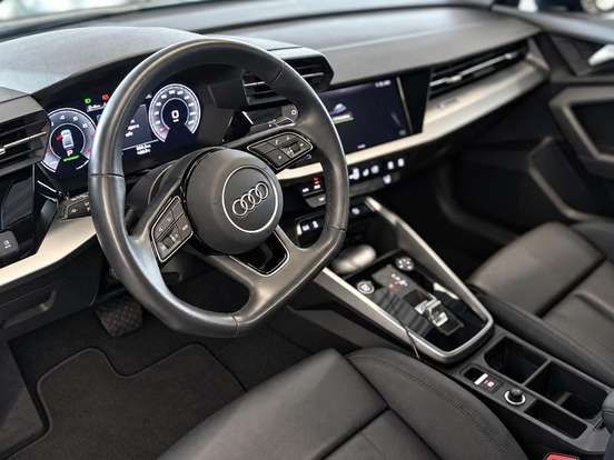 AUDI-A3-2023