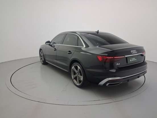 AUDI-A4-2024