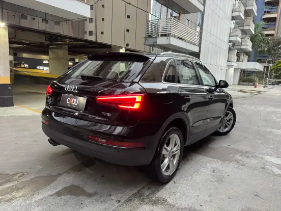 AUDI-Q3-2018