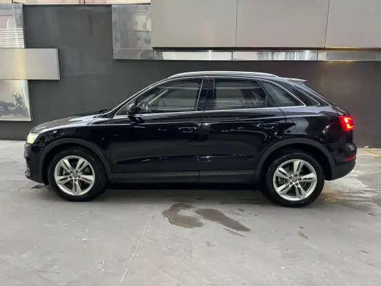 AUDI-Q3-2018