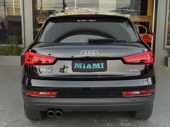 AUDI-Q3-2018