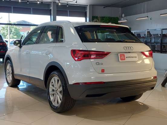 AUDI-Q3-1.4 35 TFSI GASOLINA PRESTIGE PLUS S TRONIC AUDI-Q3-2021