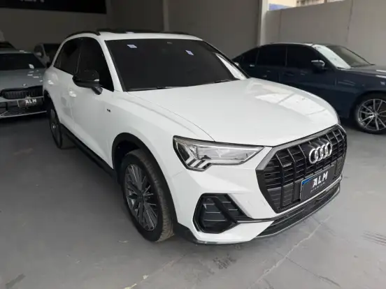AUDI-Q3-2023