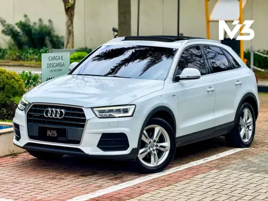 AUDI-Q3-2015
