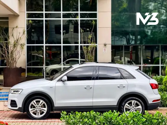 AUDI-Q3-2015