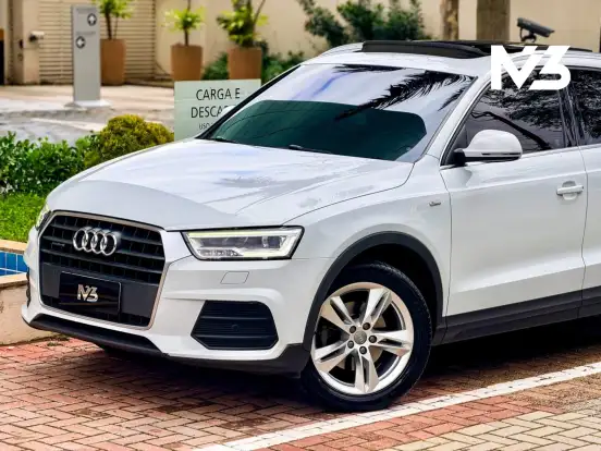 AUDI-Q3-2015