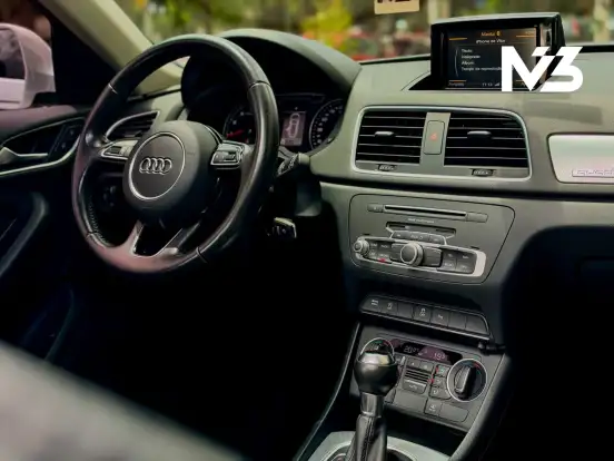 AUDI-Q3-2015