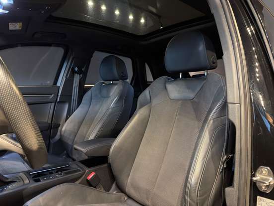 AUDI-Q3-2022