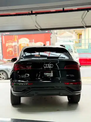 AUDI-Q5-2023