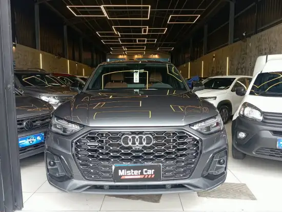 AUDI-Q5-2023