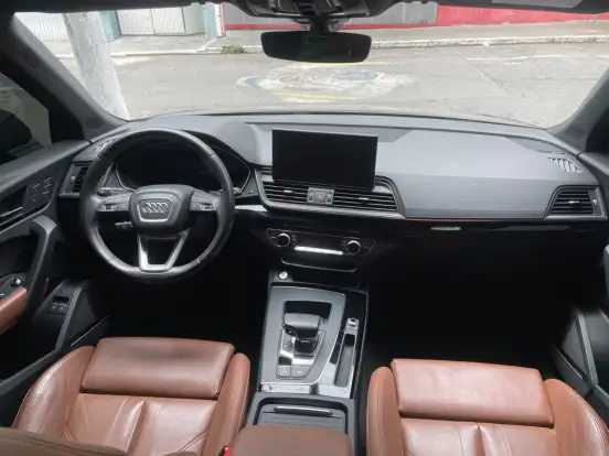 AUDI-Q5-2023