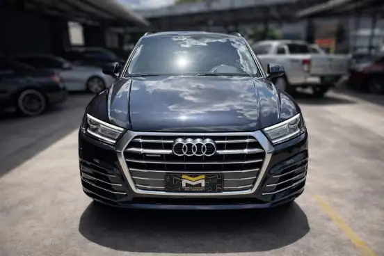 AUDI-Q5-2019