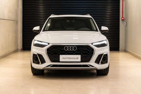 AUDI-Q5-2024