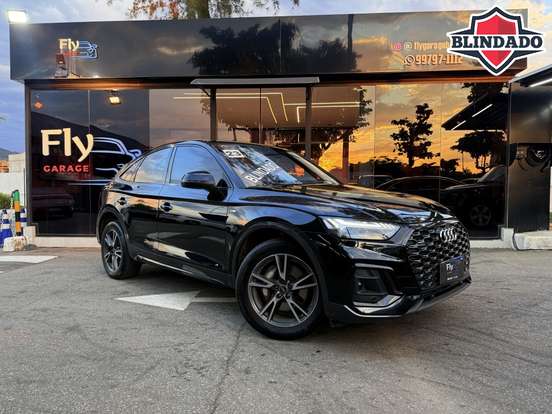 AUDI-Q5-2023
