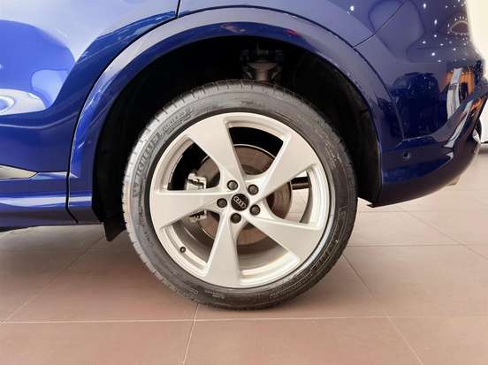 AUDI-Q5-2025