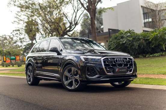 AUDI-Q7-2025