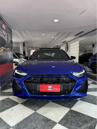 AUDI RS6 4.0 AVANT V8 TWINTURBO MHEV TIPTRONIC