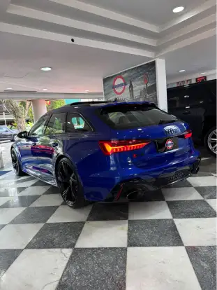 AUDI-RS6-2023