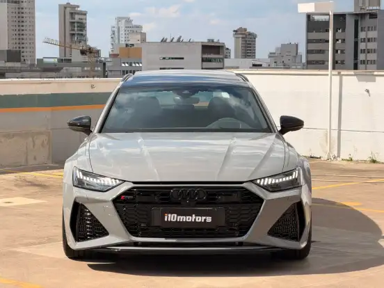 AUDI-RS6-2024