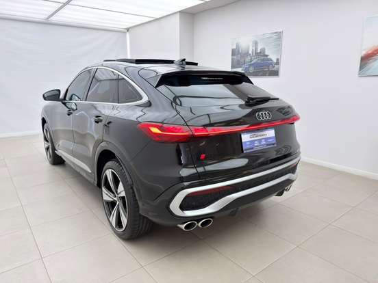 AUDI-SQ5-2025