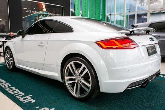 AUDI-TT-2015